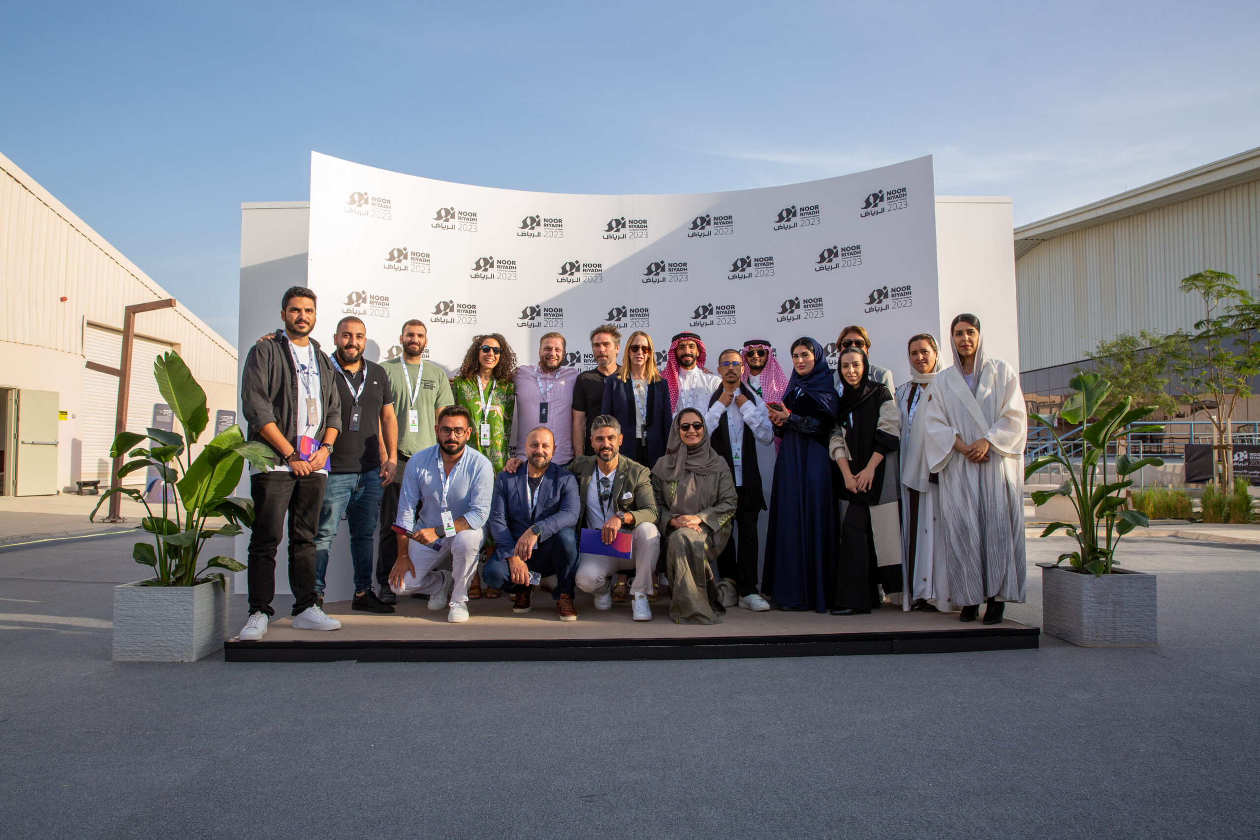 شركة تصوير فوتوغرافي وسينمائي في السعودية: لماذا يعتبر فريق دريم شوت الأفضل؟